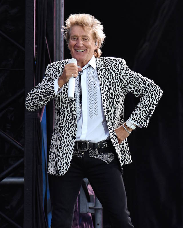 Rod Stewart announces two Irish gigs - VIP Magazine