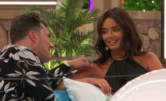 Maura Higgins Had Her Eyes On Curtis Pritchard Before Entering The Love Island Villa Vip Magazine 