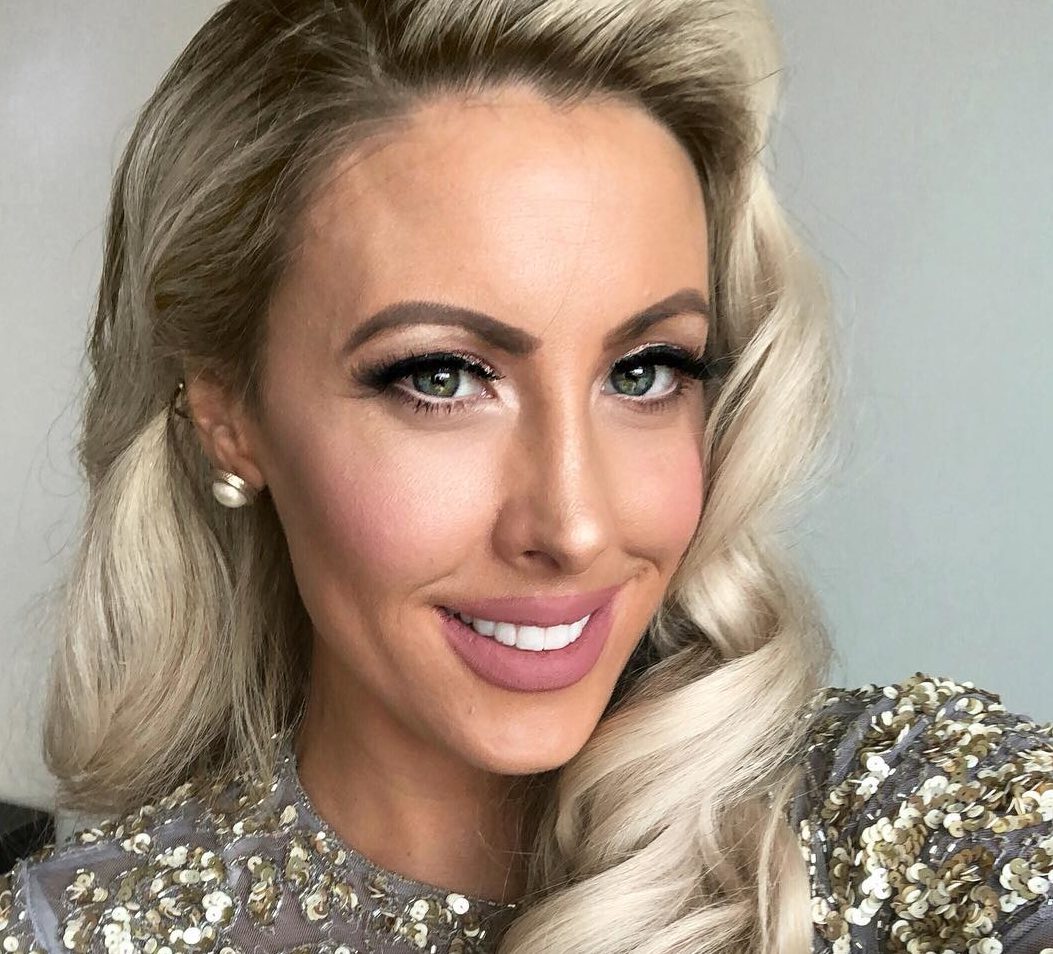 Lisa Jordan uses socks to show followers how to get noheat curls VIP