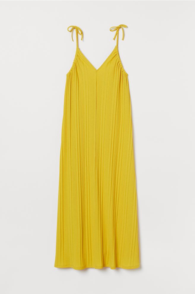 Steal her Style: Vogue Williams' gorgeous yellow sun dress - VIP Magazine